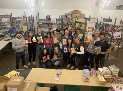 where to donate books london